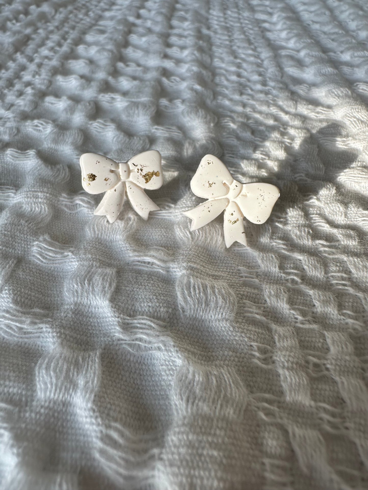 (Two Colors) Gold Marble Bow Stud Earrings