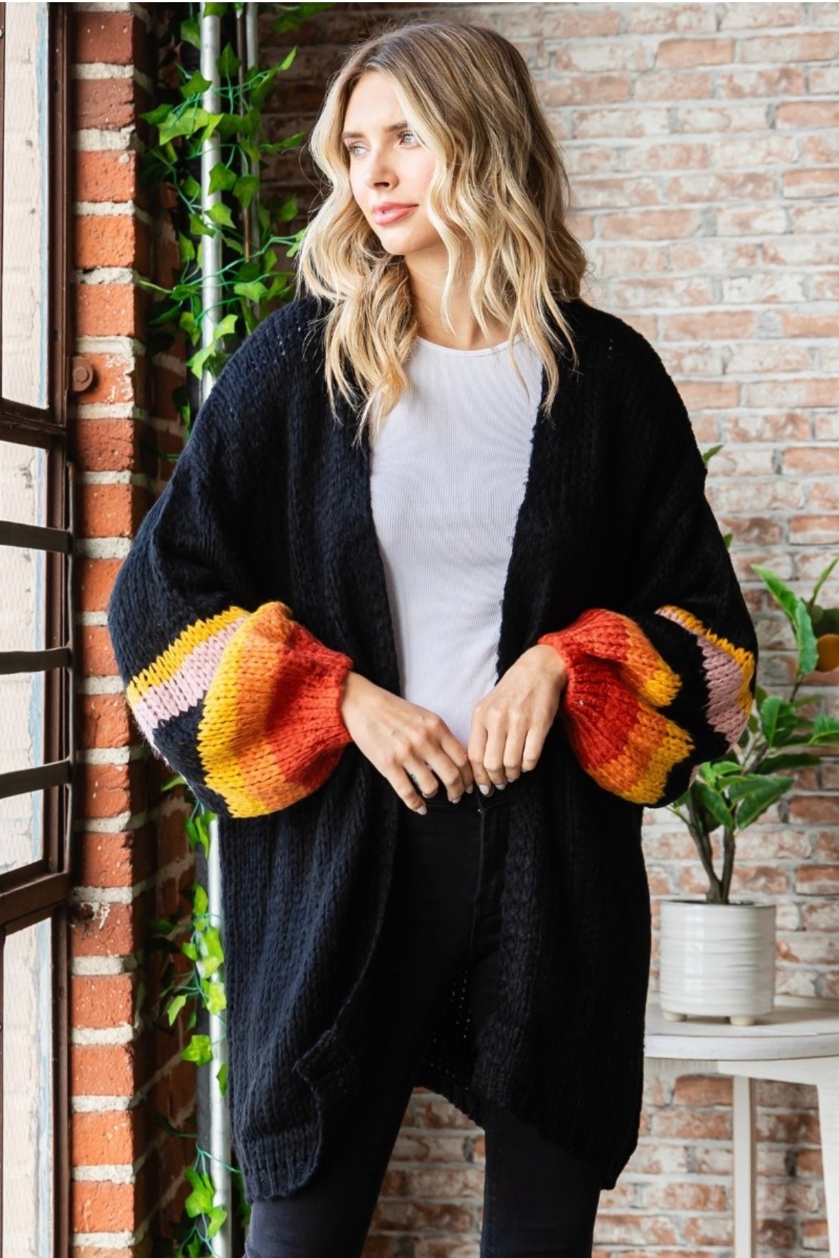 THREE COLORS -Daphne Balloon Sleeve Cardigan