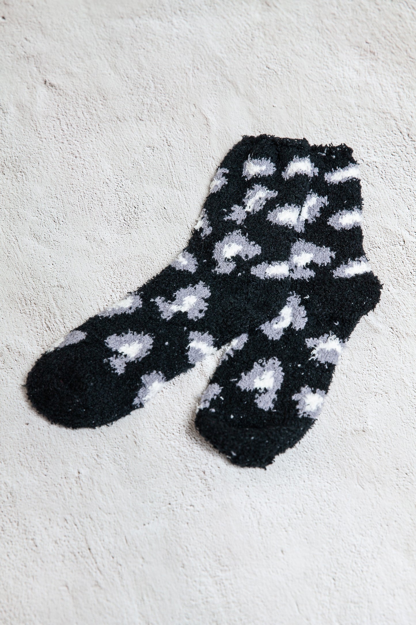 TWO COLORS -Animal Print Fuzzy Socks