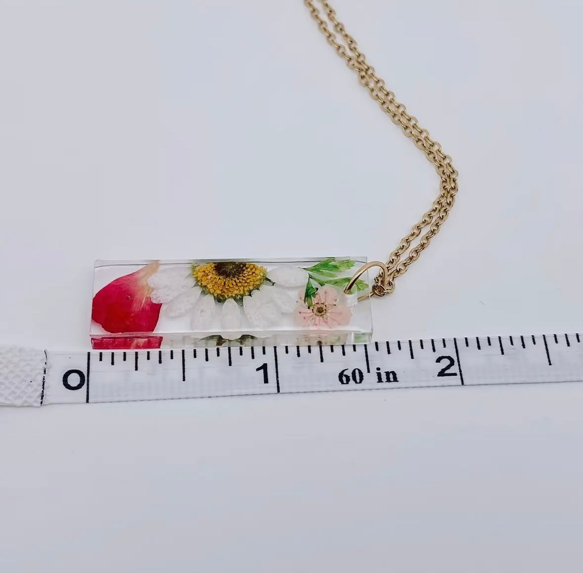 Daisy & Daffodil Dried Flowers Resin Necklace