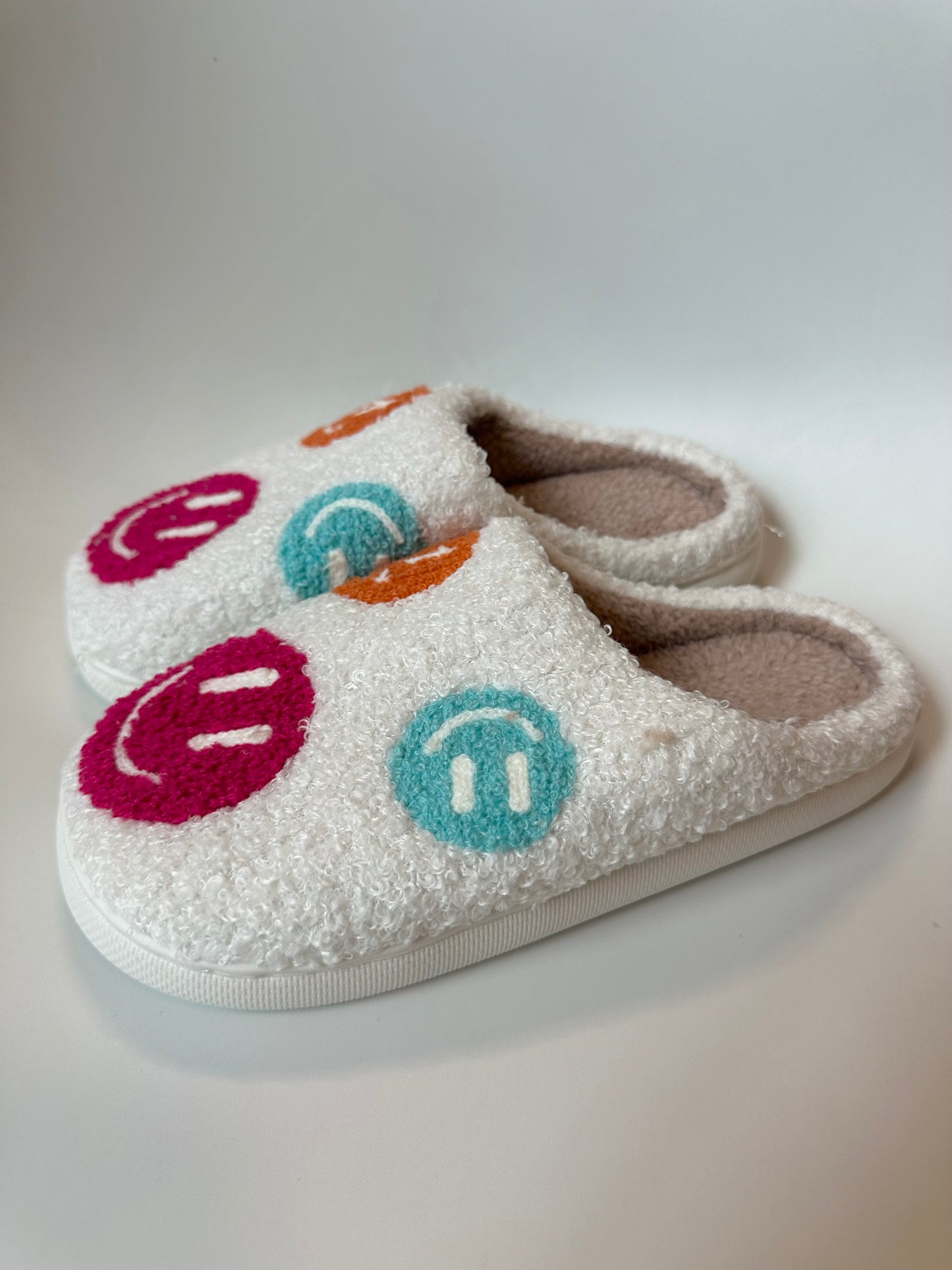 Smile’s Plush Slippers