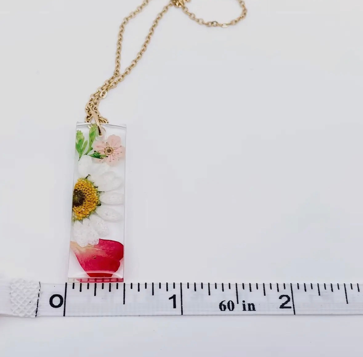 Daisy & Daffodil Dried Flowers Resin Necklace